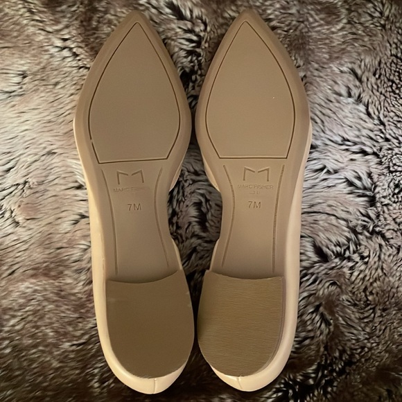 NWOB Marc Fisher Sunny Flat size 7 - Picture 5 of 9